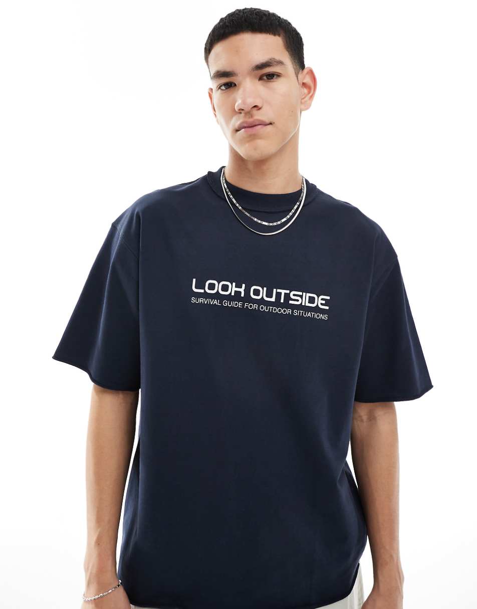 تيشيرت "LOOK OUTSIDE"